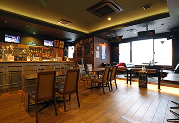 スポーツアンドワールドビアバーCheers